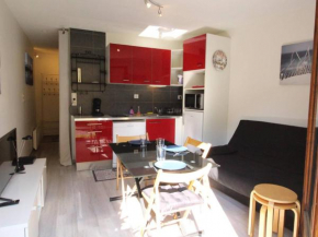 Studio Cabine RDC pour 2/3 Pers avec Jardin, Parking, LL, LV, Wifi - Proche Thermes et Télécabine - FR-1-313-223